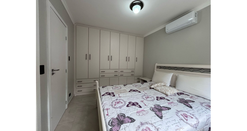 Bela Casa à venda no Bairro da Vila Guedes na Rua Confidencia Musical,