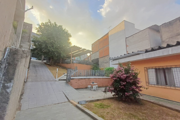 Chacara à venda no Bairro da Mutinga na Rua Opala,