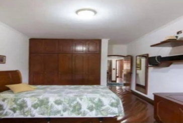 Lindo Sobrado à venda no Bairro do City América na Avenida Cardeal Motta,