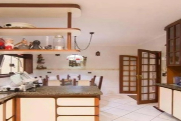 Lindo Sobrado à venda no Bairro do City América na Avenida Cardeal Motta,