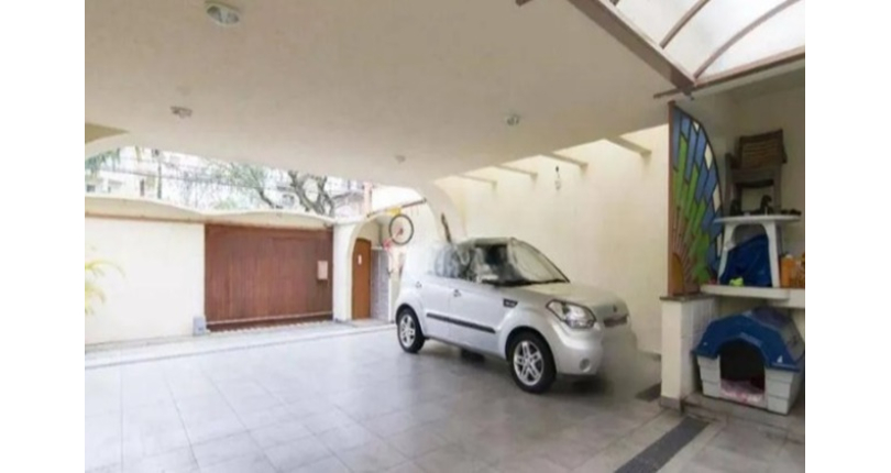 Lindo Sobrado à venda no Bairro do City América na Avenida Cardeal Motta,