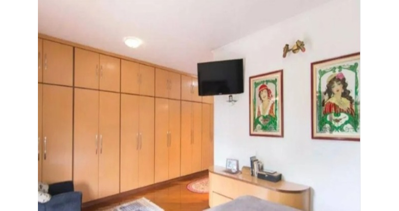 Lindo Sobrado à venda no Bairro do City América na Avenida Cardeal Motta,