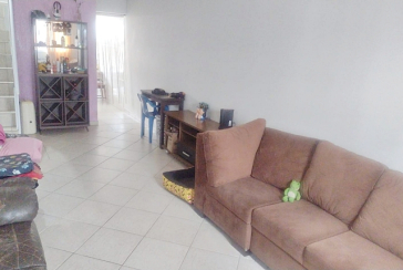 Sobrado à venda em Mongaguá no Bairro da Vila Vera Cruz na Avenida Governador Mario Covas Junior,