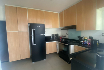 Belo Sobrado à venda no Bairro do Parque São Domingos na Rua Inácio Luís da Costa