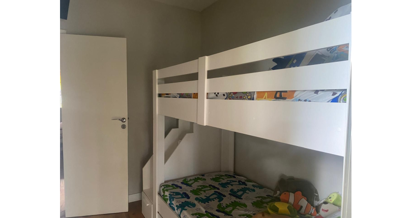 Belo Sobrado à venda no Bairro do Parque São Domingos na Rua Inácio Luís da Costa