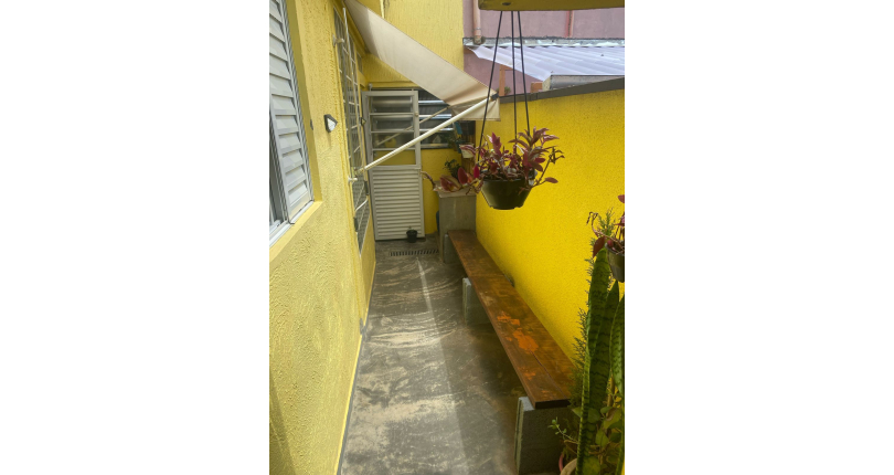 Belo Sobrado à venda no Bairro do Parque São Domingos na Rua Inácio Luís da Costa