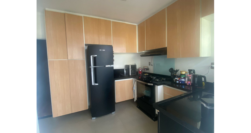 Belo Sobrado à venda no Bairro do Parque São Domingos na Rua Inácio Luís da Costa