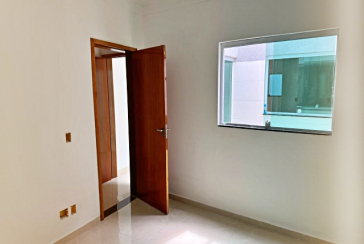 Bela Casa nova à venda no Bairro da Chácara Inglesa na Rua Tatsuo Okachi