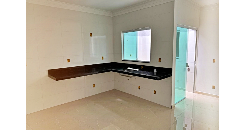 Bela Casa nova à venda no Bairro da Chácara Inglesa na Rua Tatsuo Okachi