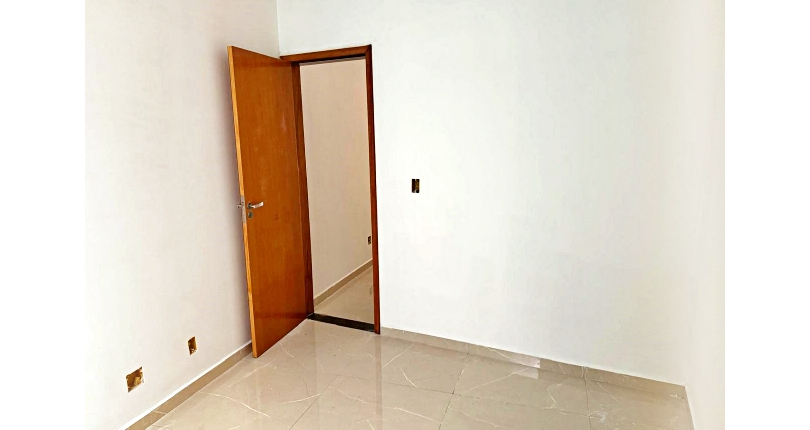 Bela Casa nova à venda no Bairro da Chácara Inglesa na Rua Tatsuo Okachi