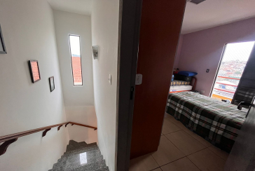 Lindo Sobrado à venda no Parque Anhanguera (São Domingos)