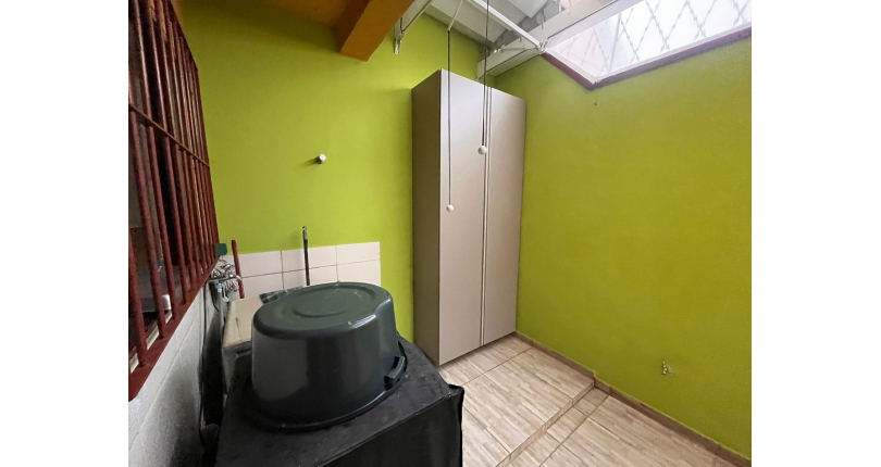 Lindo Sobrado à venda no Parque Anhanguera (São Domingos)