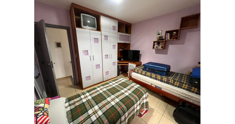 Lindo Sobrado à venda no Parque Anhanguera (São Domingos)