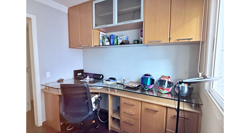 Apartamento à venda no Bairro do Alto da Lapa na Rua Jorge Americano 195