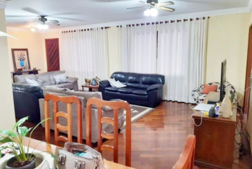 Sobrado à venda no Bairro da Cidade D'Abril na Rua Dianora