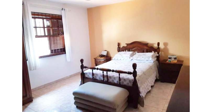 Sobrado à venda no Bairro da Cidade D'Abril na Rua Dianora