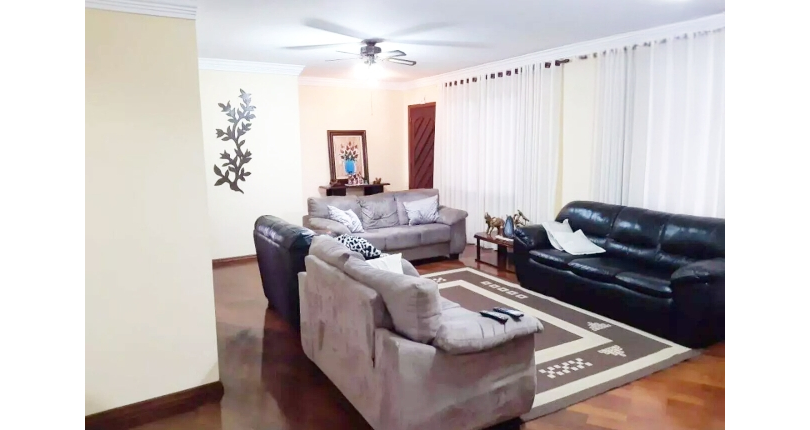 Sobrado à venda no Bairro da Cidade D'Abril na Rua Dianora