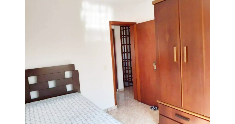 Sobrado à venda no Bairro da Cidade D'Abril na Rua Dianora