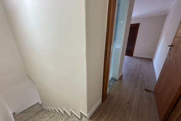 Belo Sobrado à venda no Bairro da Vila Albertina na Rua Antônio Pires