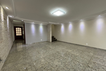 Belo Sobrado à venda no Bairro da Vila Albertina na Rua Antônio Pires