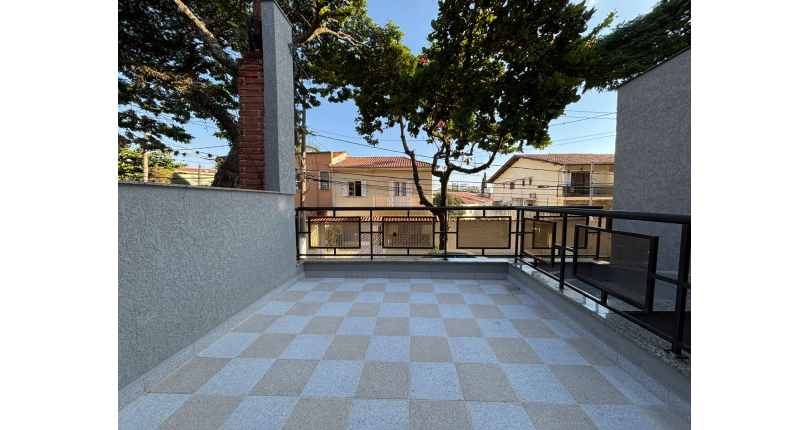 Belo Sobrado à venda no Bairro da Vila Albertina na Rua Antônio Pires