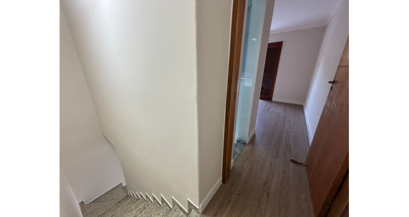 Belo Sobrado à venda no Bairro da Vila Albertina na Rua Antônio Pires