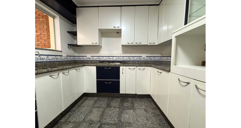 Belo Sobrado à venda no Bairro da Vila Albertina na Rua Antônio Pires