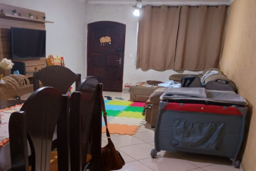 Bom Sobrado à venda no Bairro da Vila Nova Parada na Rua Ângelo Gayoto