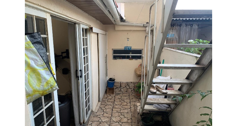 Casa à venda no Bairro do Jardim Santo Elias na Rua Sandoval Ferreira Cabral