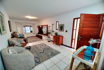 Sobrado à venda no Bairro do Conjunto Residencial Vista Verde na Rua Doutor Fernando de Oliveira Simões,