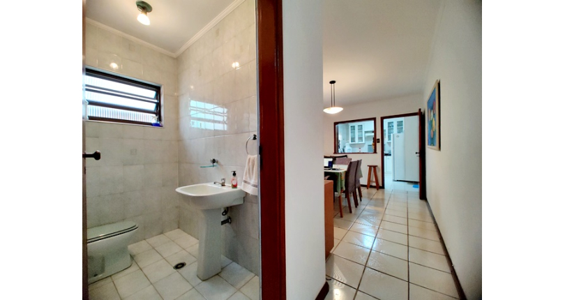 Sobrado à venda no Bairro do Conjunto Residencial Vista Verde na Rua Doutor Fernando de Oliveira Simões,