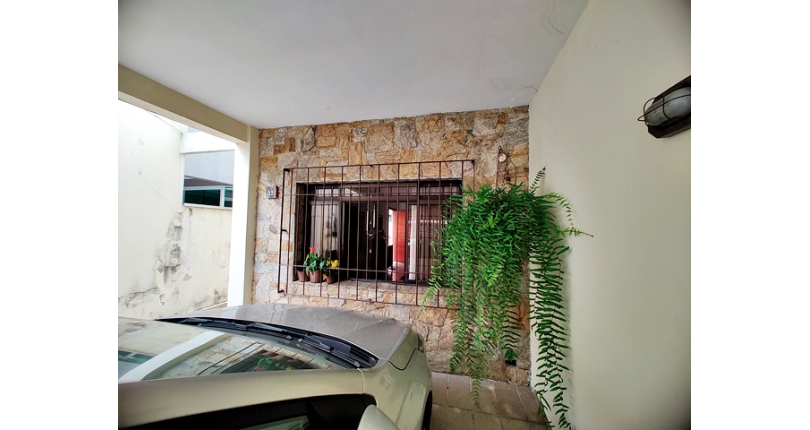 Sobrado à venda no Bairro do Conjunto Residencial Vista Verde na Rua Doutor Fernando de Oliveira Simões,