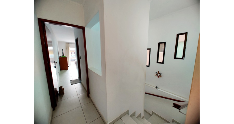 Sobrado à venda no Bairro do Conjunto Residencial Vista Verde na Rua Doutor Fernando de Oliveira Simões,