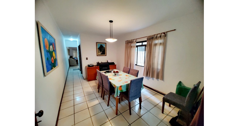 Sobrado à venda no Bairro do Conjunto Residencial Vista Verde na Rua Doutor Fernando de Oliveira Simões,