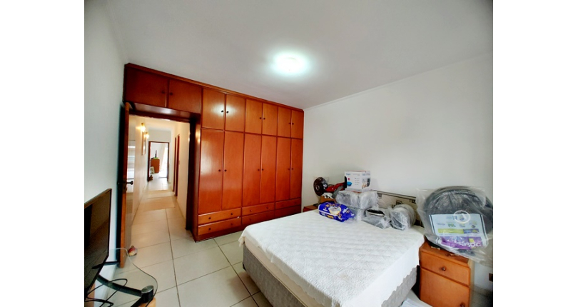 Sobrado à venda no Bairro do Conjunto Residencial Vista Verde na Rua Doutor Fernando de Oliveira Simões,