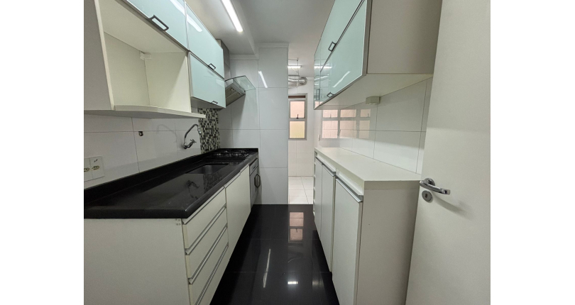 Belíssimo Apartamento à venda no Bairro do Parque São Domingos na Avenida do Anastácio 2409