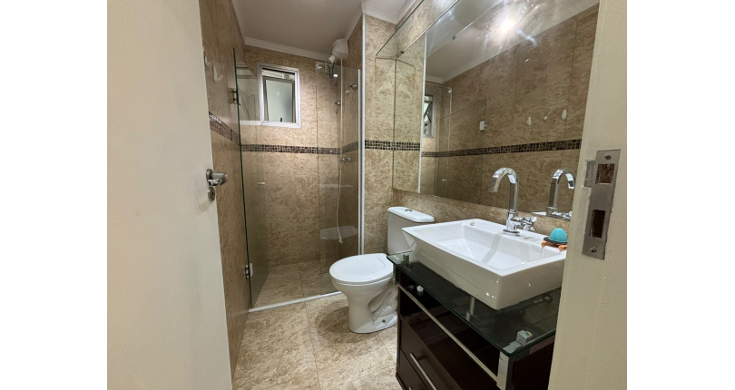 Belíssimo Apartamento à venda no Bairro do Parque São Domingos na Avenida do Anastácio 2409