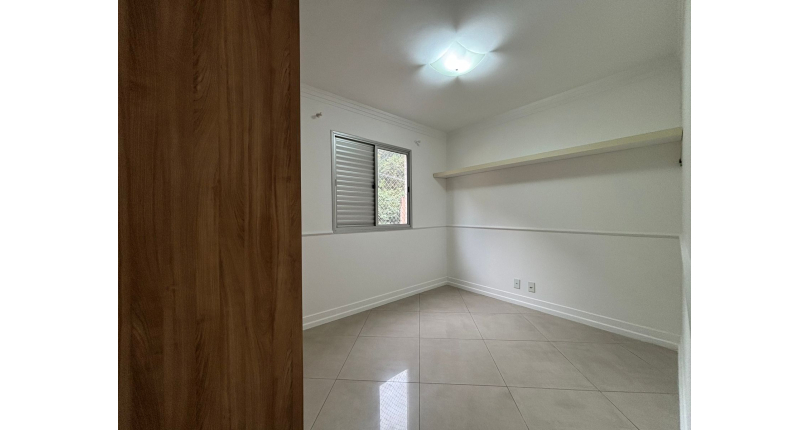 Belíssimo Apartamento à venda no Bairro do Parque São Domingos na Avenida do Anastácio 2409