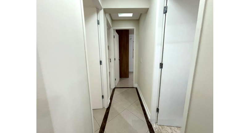 Belíssimo Apartamento à venda no Bairro do Parque São Domingos na Avenida do Anastácio 2409