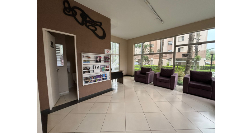 Belíssimo Apartamento à venda no Bairro do Parque São Domingos na Avenida do Anastácio 2409