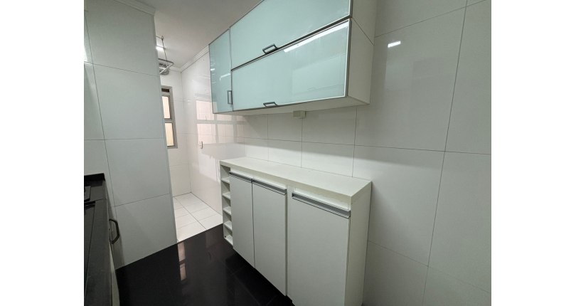 Belíssimo Apartamento à venda no Bairro do Parque São Domingos na Avenida do Anastácio 2409