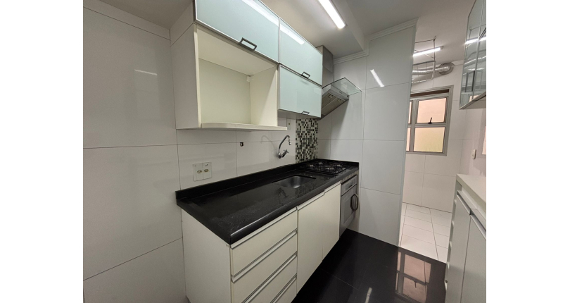 Belíssimo Apartamento à venda no Bairro do Parque São Domingos na Avenida do Anastácio 2409