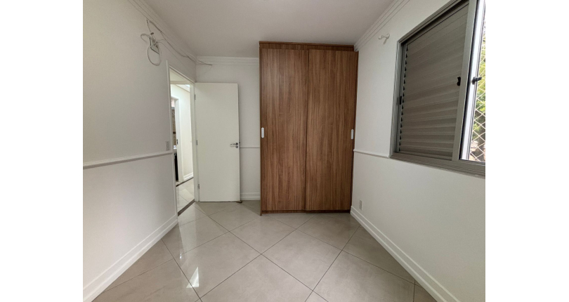 Belíssimo Apartamento à venda no Bairro do Parque São Domingos na Avenida do Anastácio 2409