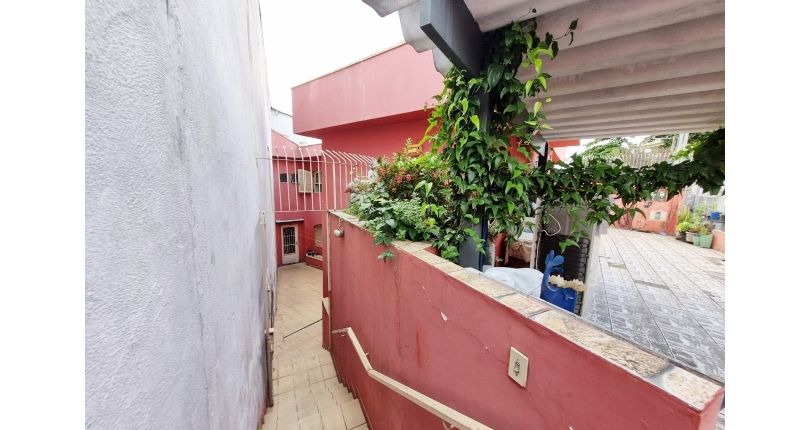 Casa à venda no Bairro do Jardim Santo Elias na Rua Pedro de Lucena Pereira