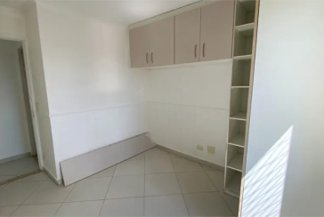  Apartamento à venda no Bairro do Jardim Regina na Avenida Agenor Couto de Magalhães 222