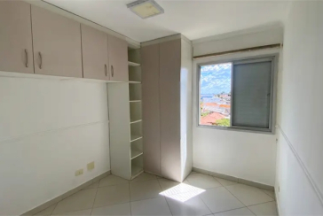  Apartamento à venda no Bairro do Jardim Regina na Avenida Agenor Couto de Magalhães 222