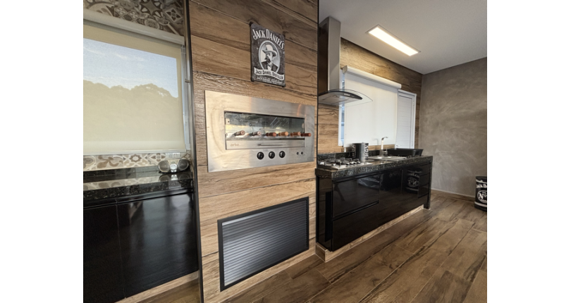 Bela Casa à venda no Loteamento Itatiba Country Club na Rua José Consoline