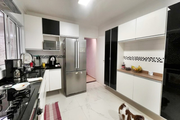 Bela Casa assobradada à venda no Bairro do Parque São Domingos na Rua Professora Altina Maynardi de Araújo, 