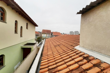 Bela Casa assobradada à venda no Bairro do Parque São Domingos na Rua Professora Altina Maynardi de Araújo, 