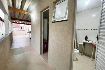 Bela Casa assobradada à venda no Bairro do Parque São Domingos na Rua Professora Altina Maynardi de Araújo, 